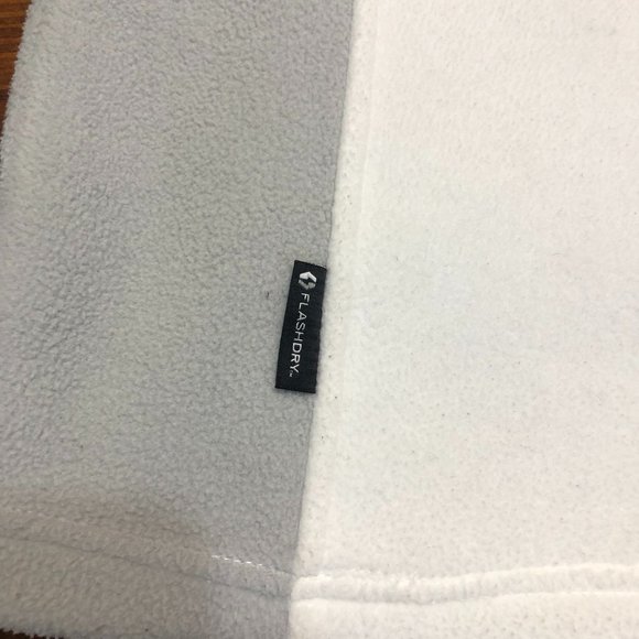 North Face Women's Fleece Jacket - Full Zip, White & Gray - Picture 11 of 11